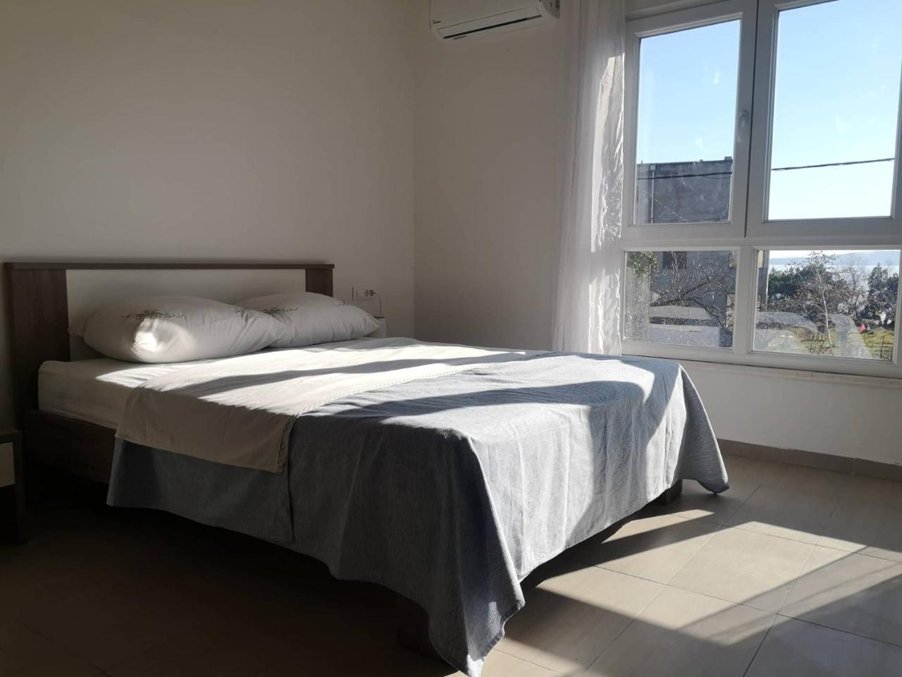 Sun Apartments Каштела Экстерьер фото