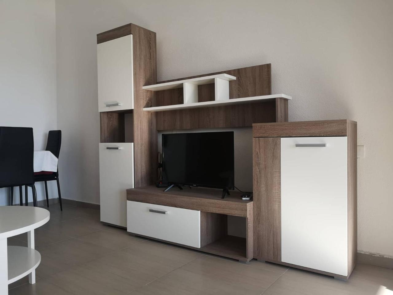 Sun Apartments Каштела Экстерьер фото