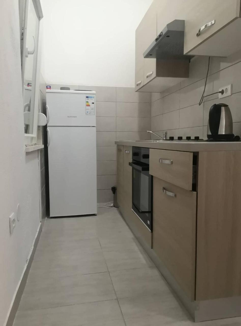 Sun Apartments Каштела Экстерьер фото